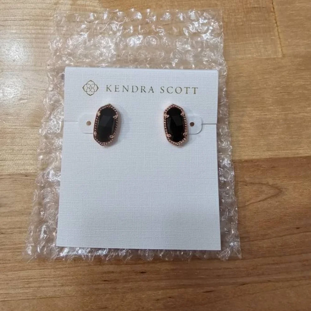 Kendra Scott Black and Rose Gold Stud Earrings (NWOT) - Picture 1 of 3